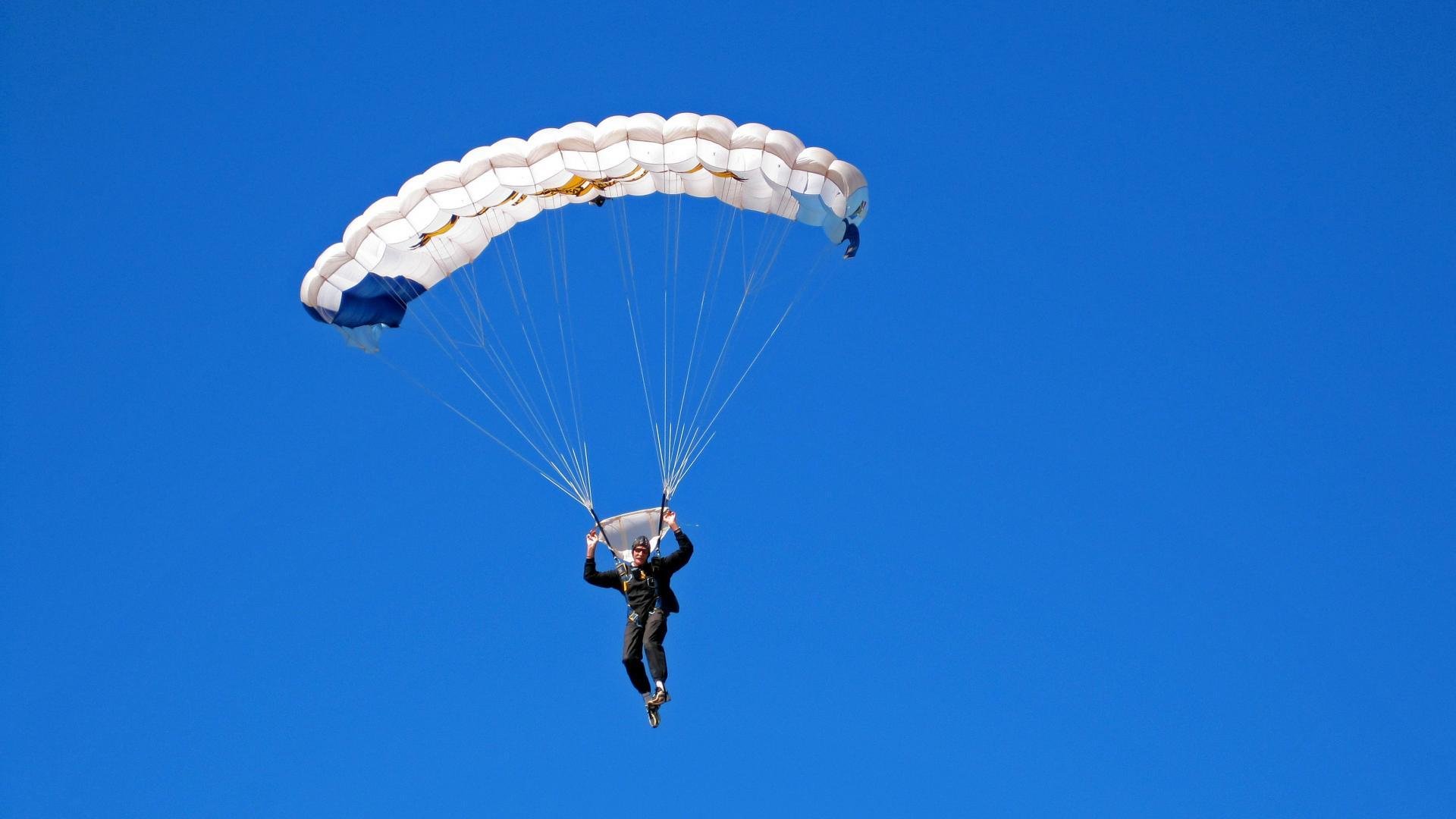 广场舞促进城乡文化交流，广场舞与社区文化建设调查